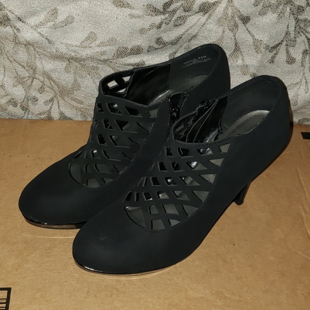 Booties - Picture 2 of 3